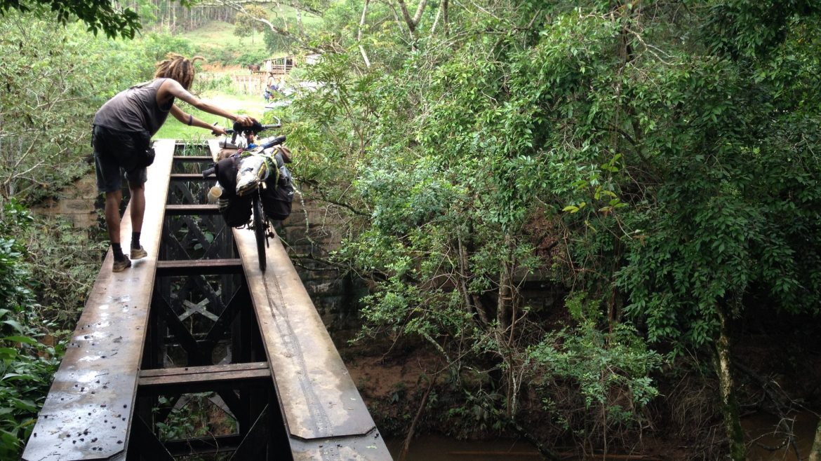 Caminho de Paracatu a Mariana