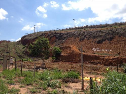 Estrada de Governador Valadares ao acampamento Cachoeira da Fumaça - Grande Ciclo