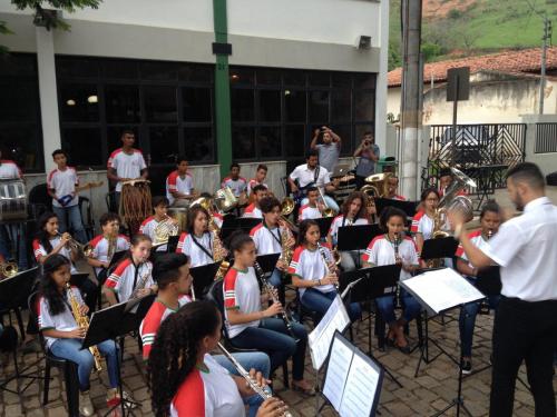 Grande Ciclo na Escola de Rio Doce