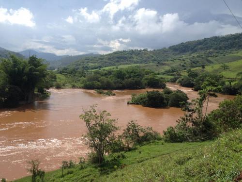 Estrada de Rio Doce a Barra Longa - Grande Ciclo